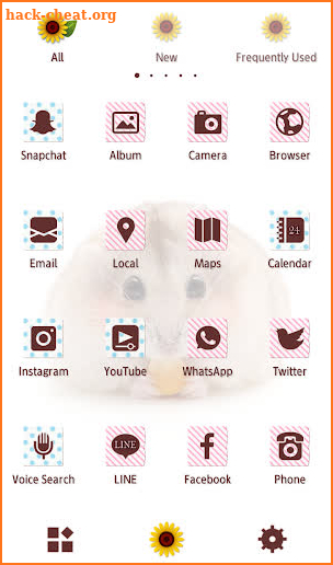 Animal Wallpaper Happy Hamster Munching Theme screenshot