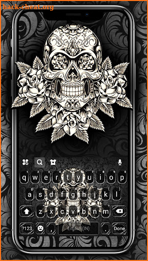 Chrome Skull Keyboard Background screenshot