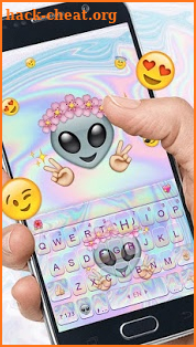 Cute Alien Emoji Keyboard screenshot