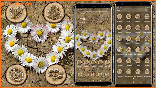 Flower Heart Wooden Launcher Theme screenshot