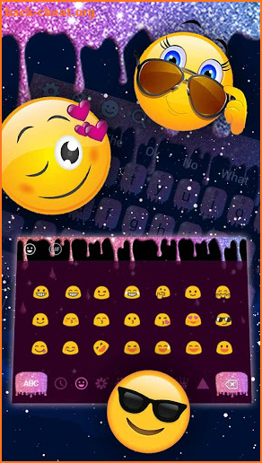 Galaxy Liquid Droplets Keyboard Theme screenshot