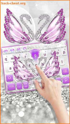 Glitter Diamond Swan Keyboard Theme screenshot