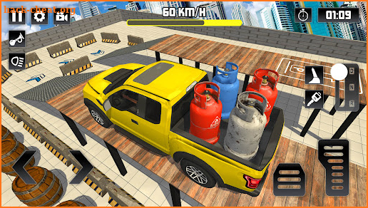 Pickup Truck Parking - Truck screenshot