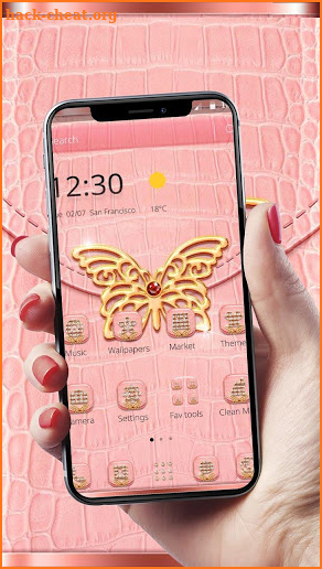 Pink Leather Golden Butterfly Theme screenshot