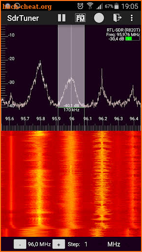 SdrTuner HackRF Rtl Sdr RF Spectrum screenshot