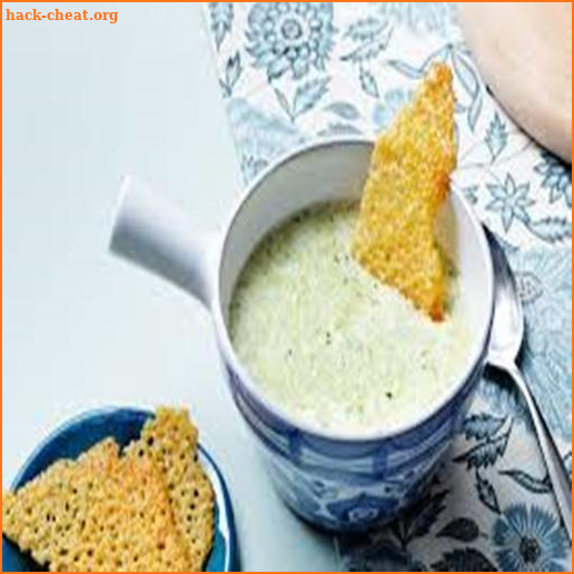 Serving Creamy low carb broccoli and leek soup screenshot